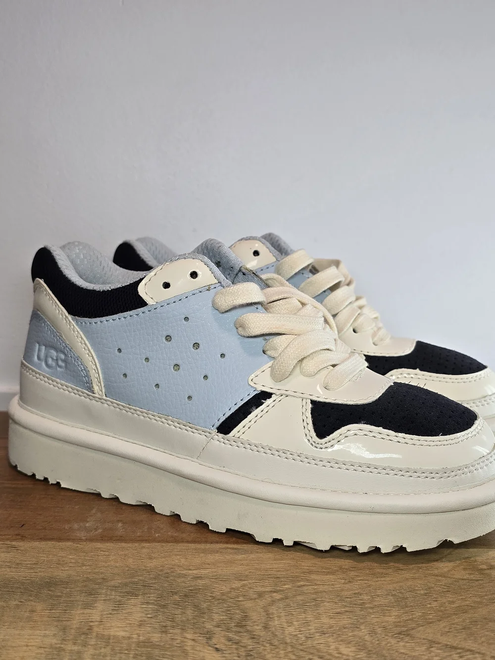 Women's Casual Lace-Up Sneakers in Black and Light Blue NWOT
